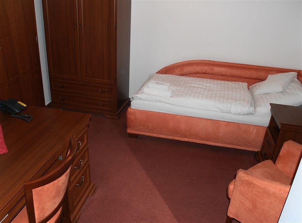 Hotel Grand Zilina Bagian luar foto