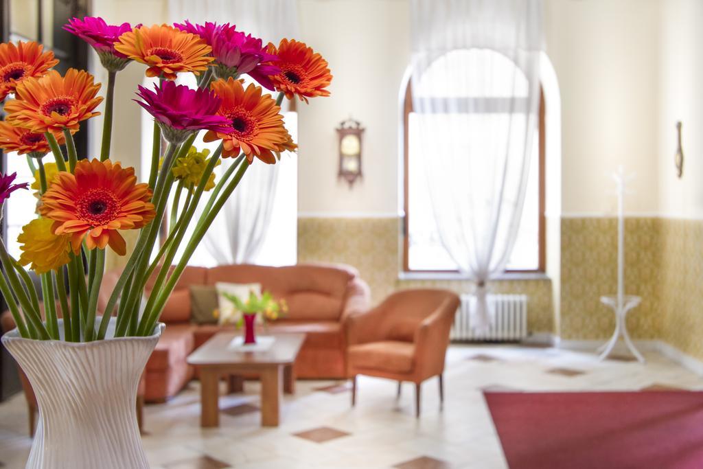 Hotel Grand Zilina Bagian luar foto