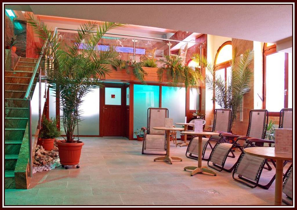 Hotel Grand Zilina Bagian luar foto