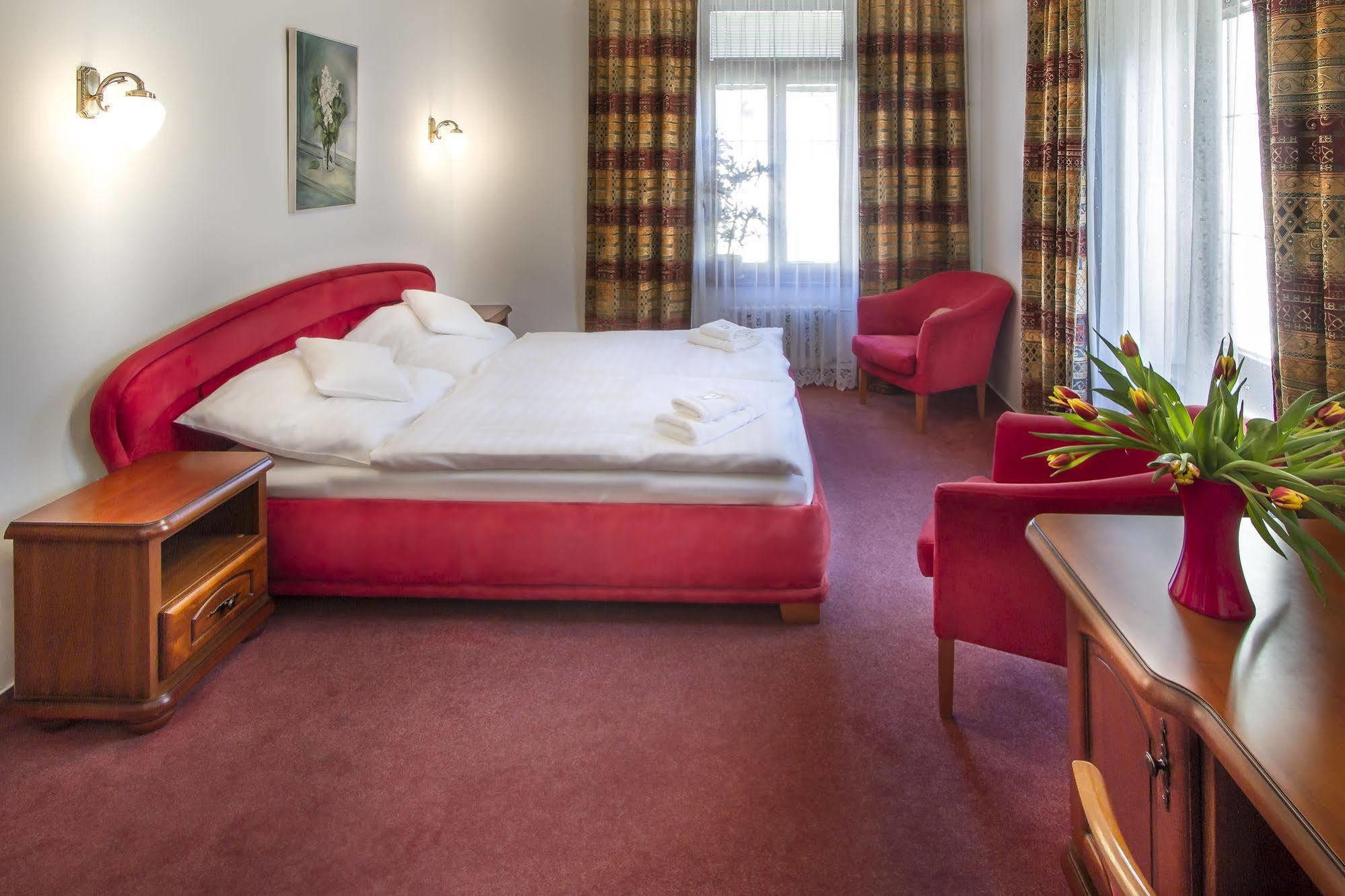 Hotel Grand Zilina Bagian luar foto